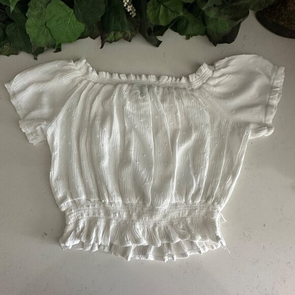 Womens White Off-Shoulder Smocked Crop Top Size M Ambiance Lightweight Cotton Bl - Picture 2 of 5
